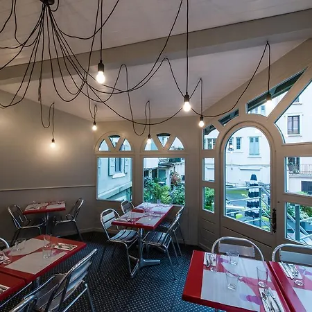 Campanile Centre - Gare Hotel Annecy