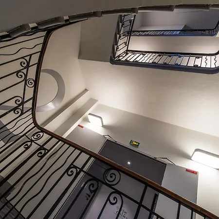Hotel Campanile Centre - Gare Annecy