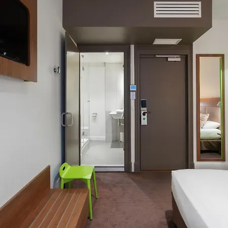 Campanile Centre - Gare 3* Annecy
