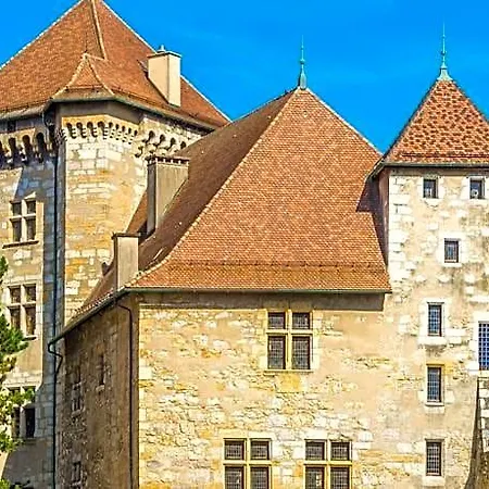 Campanile Centre - Gare 3* Annecy