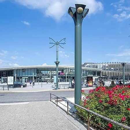 Campanile Centre - Gare