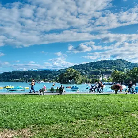 Campanile Centre - Gare Hotel Annecy