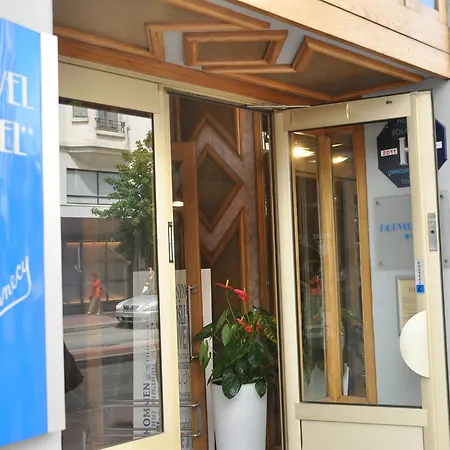Campanile Centre - Gare 3* Annecy