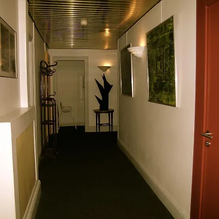 Campanile Centre - Gare 3* Annecy