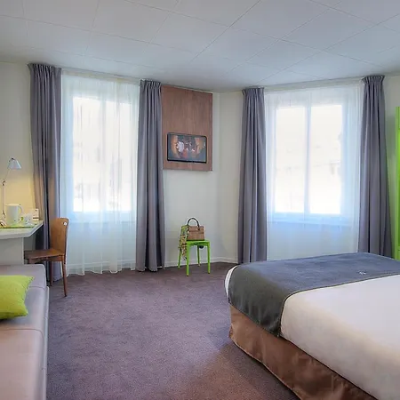 מלון Campanile Centre - Gare 3*
